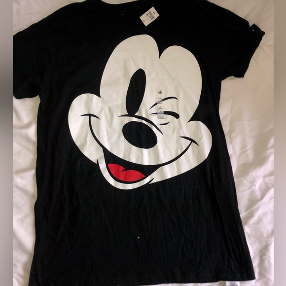 Disney Tops - NWT Disney Mickey T-Shirt L